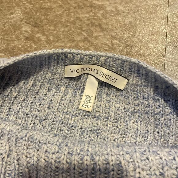 victoria’s secret light blue pinstriped sweater with oversized pockets size xs - Picture 2 of 8